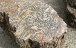 سنگ گنیس (Gneiss)